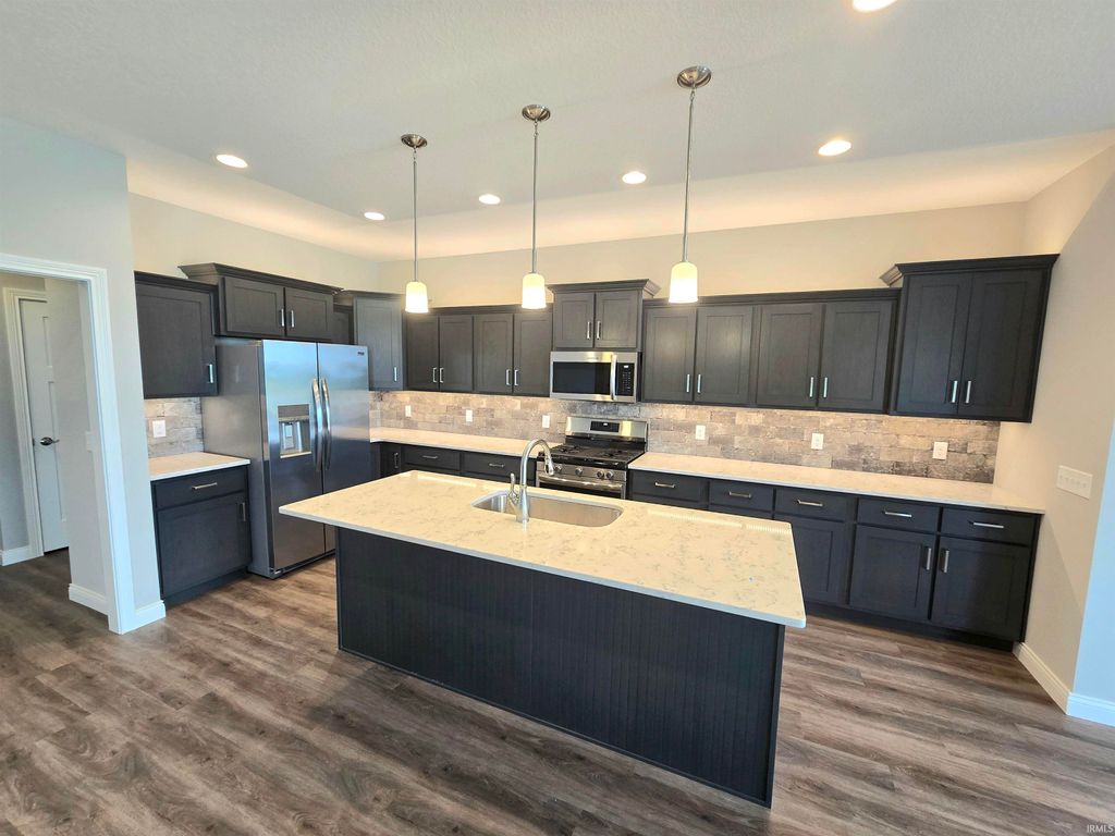 Photo of 5463 Rio Azul Cove, Fort Wayne, IN 46818 (MLS # 202605549)