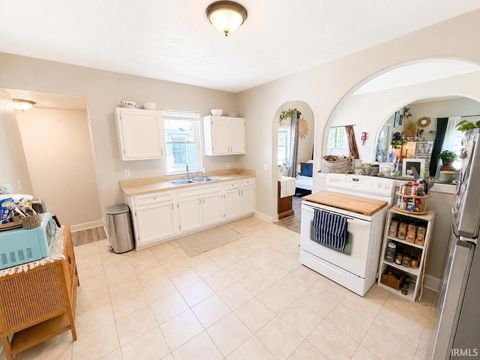 Tiny photo for 1035 S Courtland AVE, Kokomo, IN 46902 (MLS # 202618040)