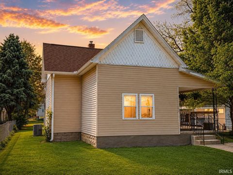 Photo of 1035 S Courtland AVE, Kokomo, IN 46902 (MLS # 202618040)