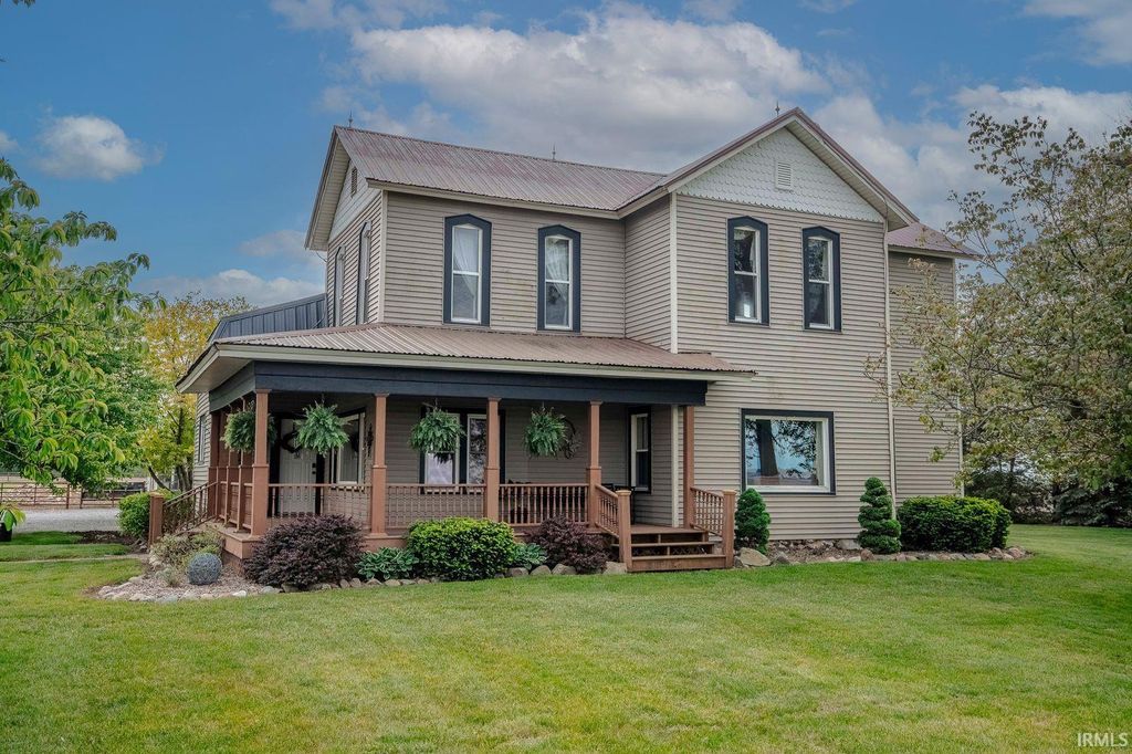 Photo of 10820 County Rd 50, Ligonier, IN 46747 (MLS # 202620601)