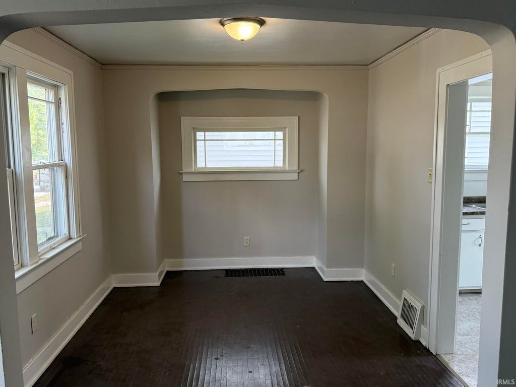 Photo of 2006 Pontiac Street, Fort Wayne, IN 46806 (MLS # 202542769)