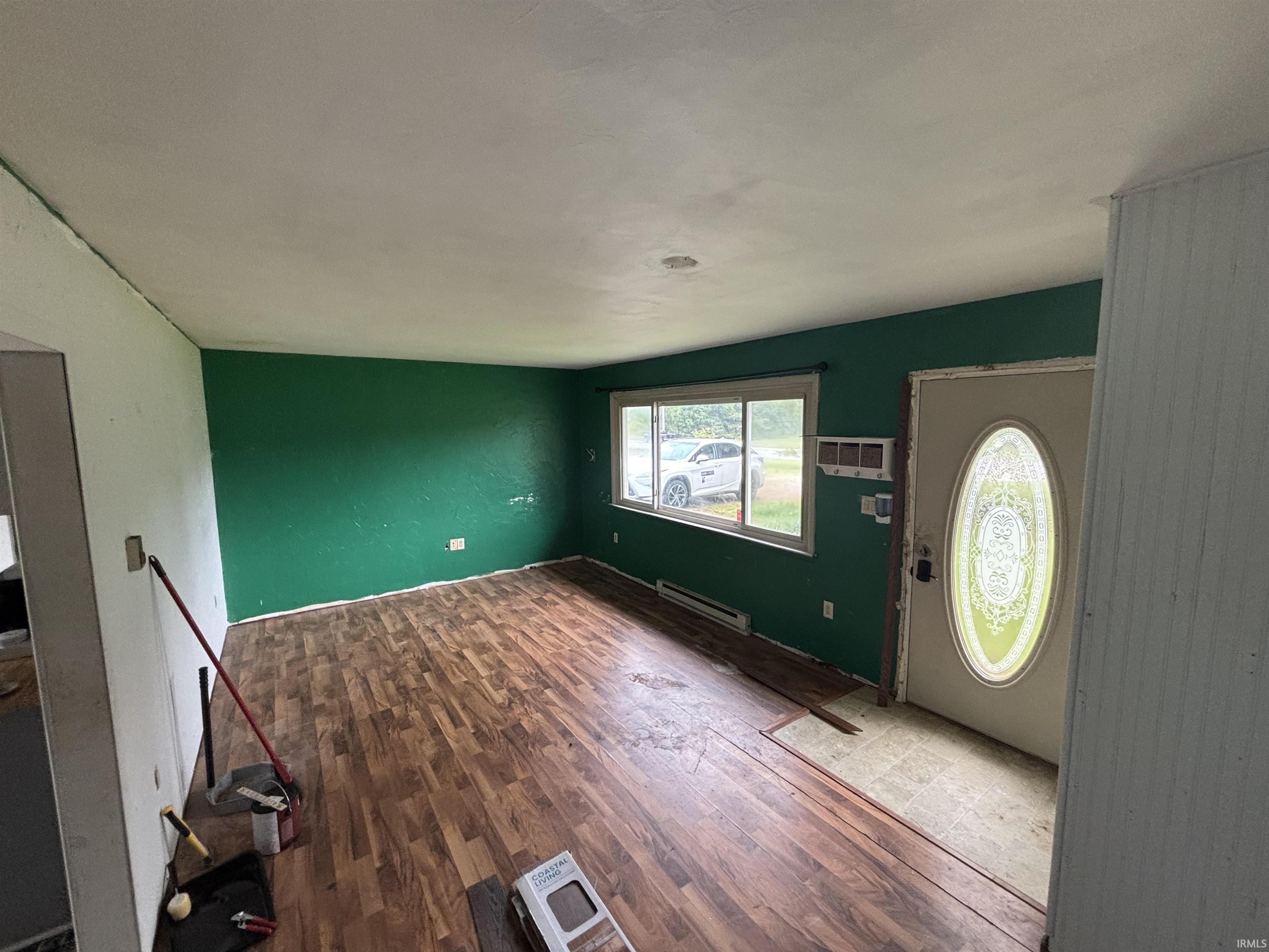 Lagrange, Indiana 46761, United States, 3 Bedrooms Bedrooms, ,2 BathroomsBathrooms,Residential,Pending,151517