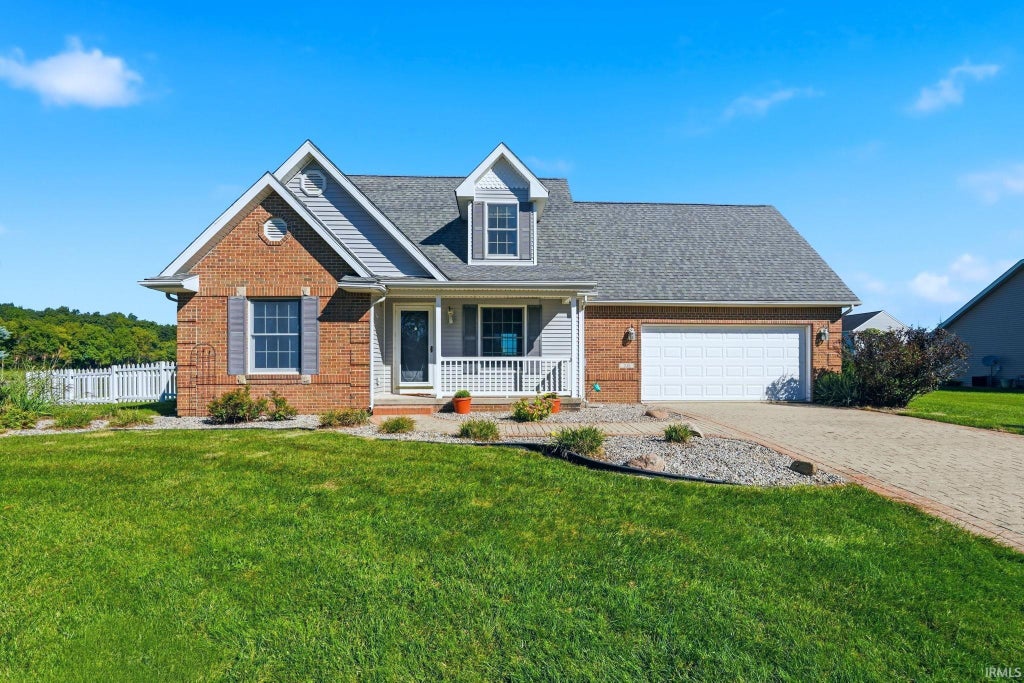 Photo of 211 Vanmalson Drive, Warren, IN 46792 (MLS # 202642738)