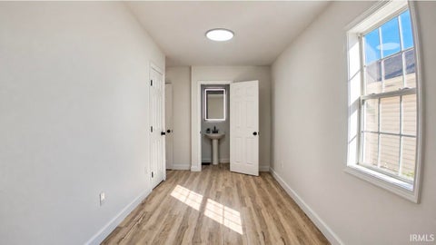Tiny photo for 1031 S Delphos Street, Kokomo, IN 46902 (MLS # 202642855)