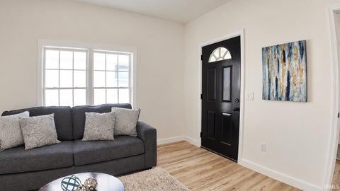 Tiny photo for 1031 S Delphos Street, Kokomo, IN 46902 (MLS # 202642855)