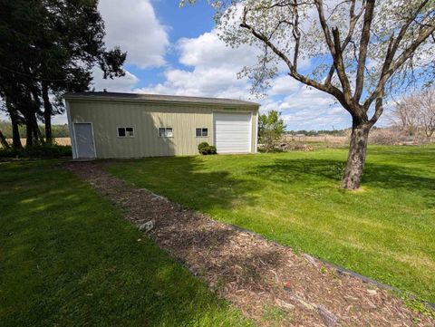Tiny photo for 19475 County Road 146, New Paris, IN 46553 (MLS # 202616185)