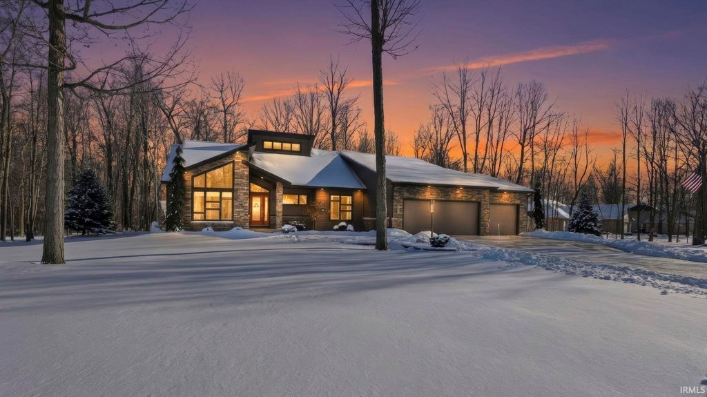 Photo of 14511 Soaring Hawk Trail, Hoagland, IN 46745 (MLS # 202603135)