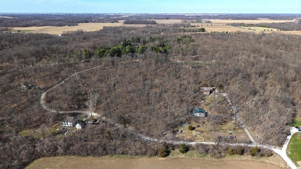 Photo of 106 Timbercrest Road, West Lafayette, IN 47906 (MLS # 202609738)