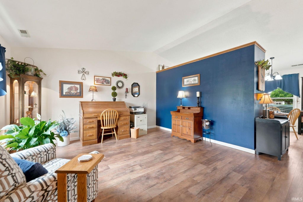 Photo of 9708 Snowstar Place, Fort Wayne, IN 46835 (MLS # 202627108)