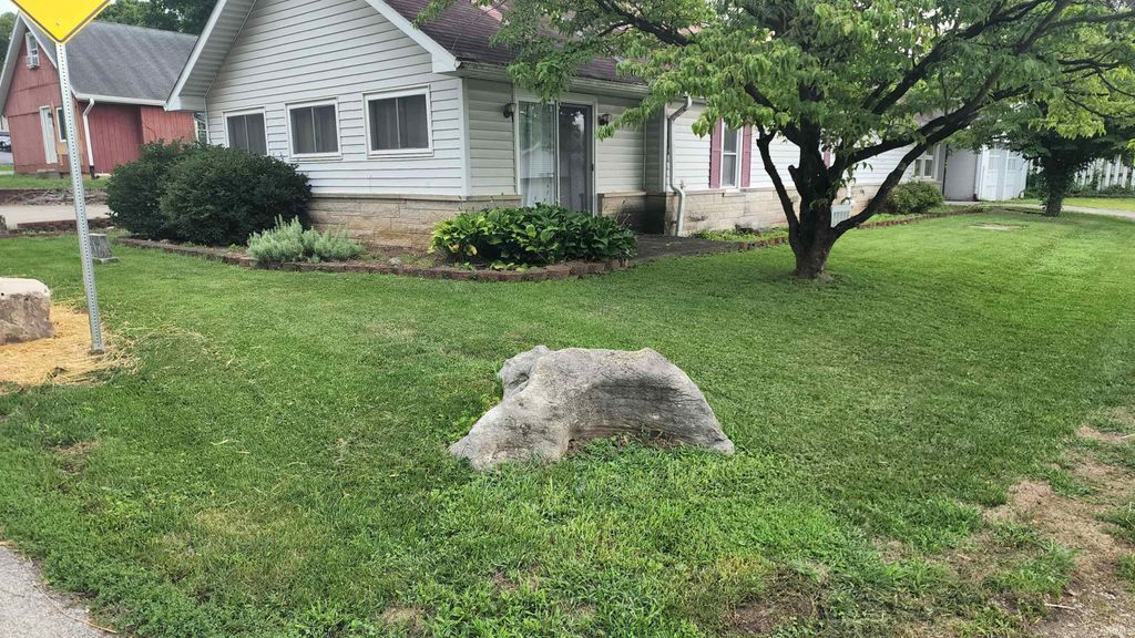 Photo of 508 W Graham Drive, Bloomington, IN 47403 (MLS # 202607608)