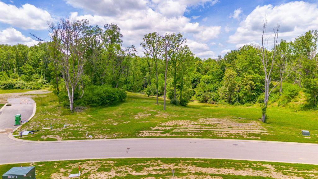 Photo of 1583 Victoria Woods Drive, Victoria Woods, IN 47601 (MLS # 202621121)