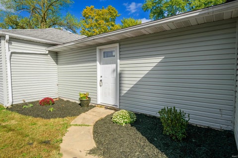 Tiny photo for 3313 W Torquay Road, Muncie, IN 47304 (MLS # 202625158)