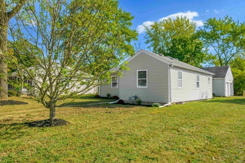 Tiny photo for 3313 W Torquay Road, Muncie, IN 47304 (MLS # 202625158)