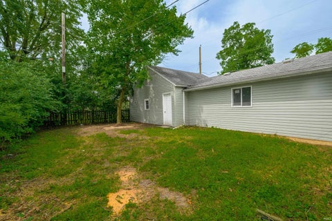 Tiny photo for 3313 W Torquay Road, Muncie, IN 47304 (MLS # 202625158)