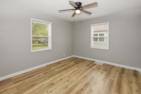 Tiny photo for 3313 W Torquay Road, Muncie, IN 47304 (MLS # 202625158)