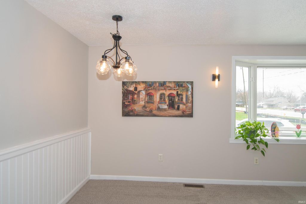 Photo of 5223 Stellhorn Road, Fort Wayne, IN 46815 (MLS # 202610441)