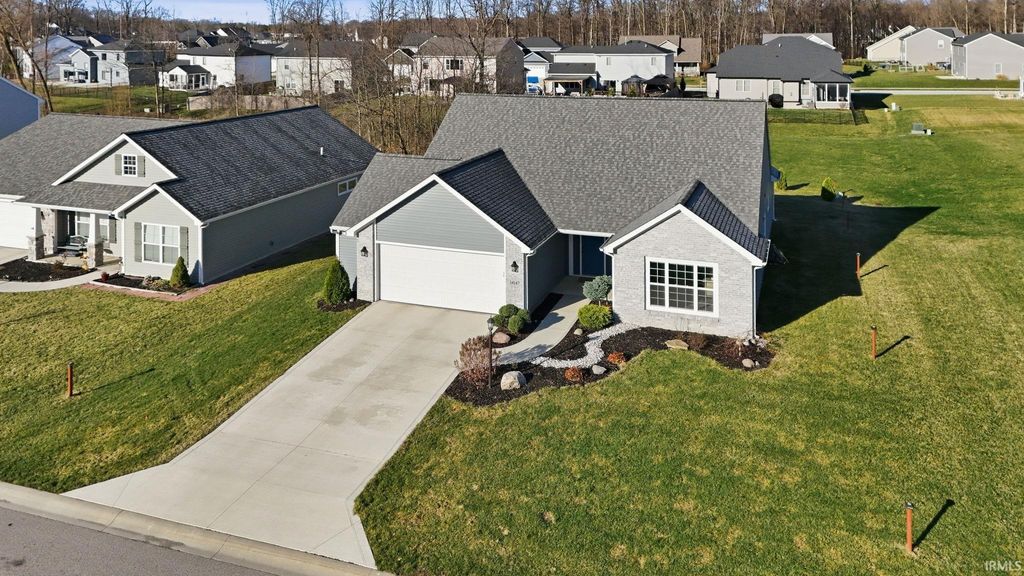 Photo of 14147 Futura Court, Fort Wayne, IN 46845 (MLS # 202608337)