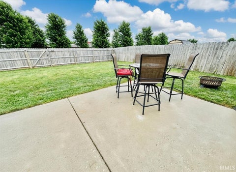 Tiny photo for 45 N Rickover Circle, Lafayette, IN 47909 (MLS # 202622207)