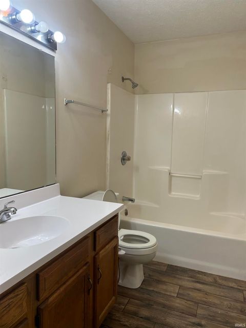 Tiny photo for 217 Bellingham Avenue, Lafayette, IN 47909 (MLS # 202615825)