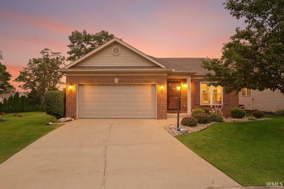 18131 N Cloverleaf Drive South Bend IN 46637