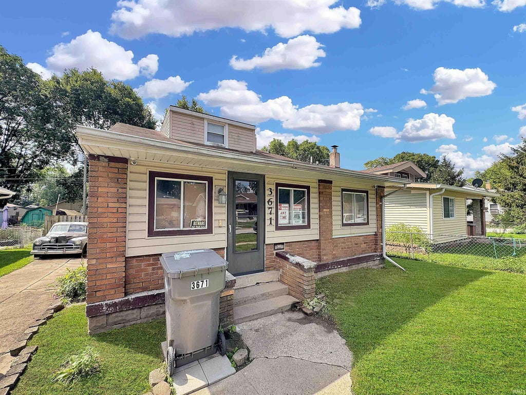 Photo of 3671 Creston Drive, Indianapolis, IN 46222 (MLS # 202635851)