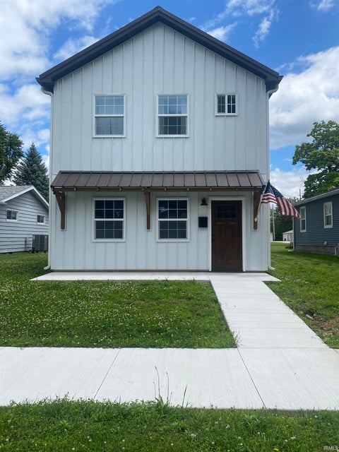 Photo of 525 Madison Street, Rochester, IN 46975 (MLS # 202624481)