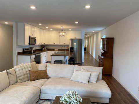 Tiny photo for 525 Madison Street, Rochester, IN 46975 (MLS # 202624481)