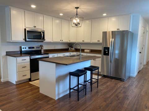 Tiny photo for 525 Madison Street, Rochester, IN 46975 (MLS # 202624481)
