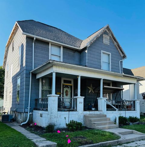 Photo of 252 W 10th Street, Peru, IN 46970 (MLS # 202618103)