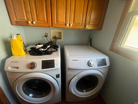 Tiny photo for 829 Foxwood Drive, Lafayette, IN 47905 (MLS # 202527281)