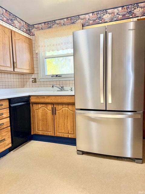 Tiny photo for 506 N Broadway Street, Peru, IN 46970 (MLS # 202644162)