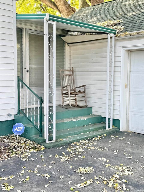 Tiny photo for 506 N Broadway Street, Peru, IN 46970 (MLS # 202644162)