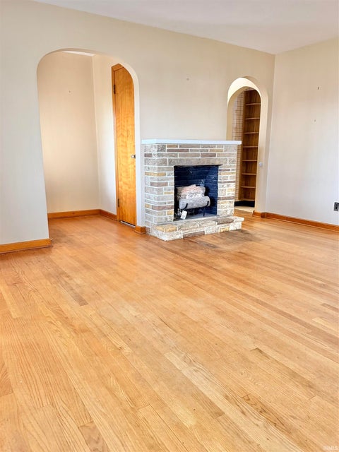 Tiny photo for 506 N Broadway Street, Peru, IN 46970 (MLS # 202644162)
