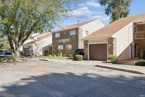 Tiny photo for 2211 Hillcrest Avenue #E, Plymouth, IN 46563 (MLS # 202541323)