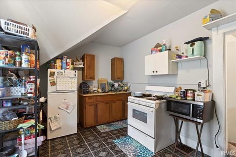 Tiny photo for 712/714 S 5th Street, Lafayette, IN 47905 (MLS # 202616407)