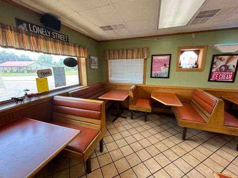 Tiny photo for 315 S Chicago Street, Royal Center, IN 46978 (MLS # 202533748)