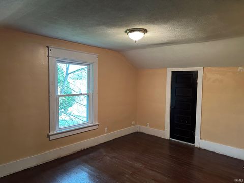 Tiny photo for 210 N Toner Street, Kewanna, IN 46939 (MLS # 202541987)