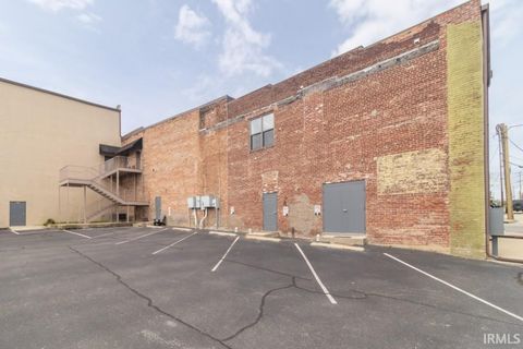 Tiny photo for 1406 Broad St #101 ST, New Castle, IN 47362 (MLS # 202622527)