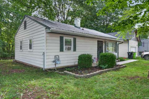 Tiny photo for 707 Walnut Avenue, Logansport, IN 46947 (MLS # 202627667)