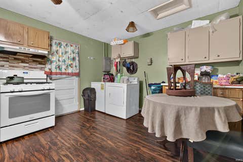 Tiny photo for 707 Walnut Avenue, Logansport, IN 46947 (MLS # 202627667)