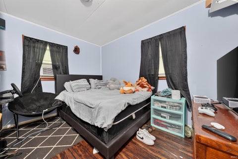 Tiny photo for 707 Walnut Avenue, Logansport, IN 46947 (MLS # 202627667)