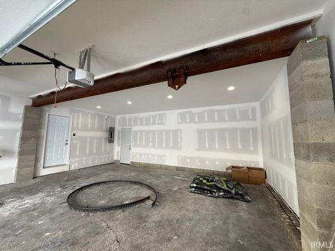 Tiny photo for 712 Aldridge Drive, Kokomo, IN 46902 (MLS # 202600065)