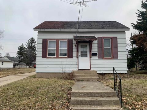 Photo of 1524 Virginia Street, Lafayette, IN 47905 (MLS # 202602676)