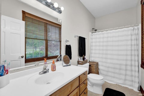 Tiny photo for 430 Summer Lake Drive, Bedford, IN 47421 (MLS # 202614855)