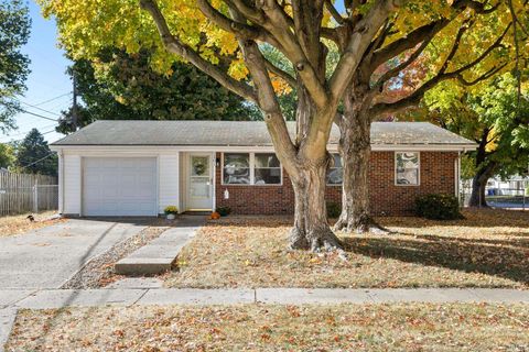 Tiny photo for 2401 Tam O Shanter Road, Kokomo, IN 46902 (MLS # 202542233)