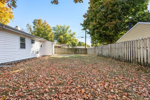 Tiny photo for 2401 Tam O Shanter Road, Kokomo, IN 46902 (MLS # 202542233)