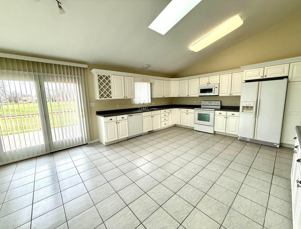 Photo of 4183 E Arrowhead Road, Monticello, IN 47960 (MLS # 202548164)