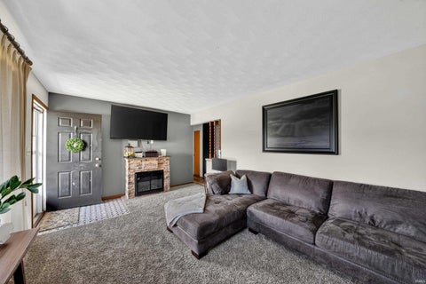 Tiny photo for 51882 Cheryl Drive, Granger, IN 46530 (MLS # 202622398)
