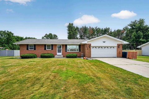 Photo of 51882 Cheryl Drive, Granger, IN 46530 (MLS # 202622398)