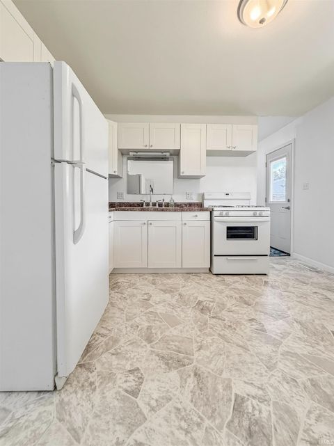 Tiny photo for 5713 Lance Drive, Kokomo, IN 46902 (MLS # 202618824)